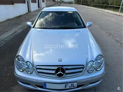 Gris / plata Usado 2006 Mercedes CLK220 Elegance Coupe | 9800 € (Un poco caro)
