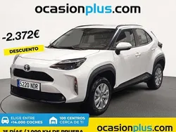 Blanco Nuevo 2024 Toyota Yaris Cross Business Edition SUV | 23.200 € (Precio justo)