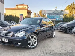 Azul Usado 2005 Mercedes C220 Sport Edition Berlina | 9899 € (Caro)