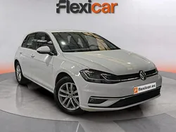 Blanco Usado 2019 VW Golf VII Advance Utilitario | 15.690 € (Precio justo)