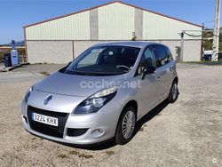 Gris / plata Usado 2011 Renault Scénic III Monovolumen | 6750 € (Un poco caro)