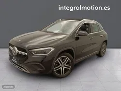 Negro Usado 2021 Mercedes GLA180 Business SUV | 30.900 €