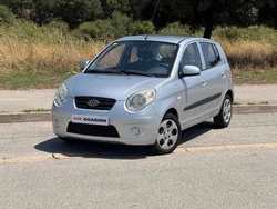 Plateado Usado 2010 Kia Picanto Utilitario | 3899 € (Precio justo)