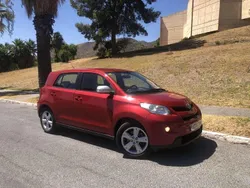 Burdeos Usado 2010 Toyota Urban Cruiser Active SUV | 9990 €