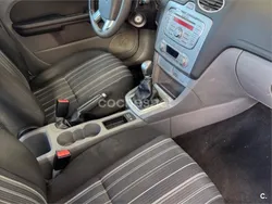 Blanco Usado 2010 Ford Focus Trend Berlina | 2900 € (Buen precio)