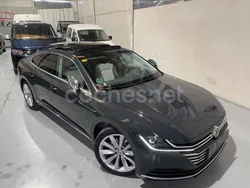 Gris / plata Usado 2018 VW Arteon Elegance Berlina | 24.495 € (Precio justo)