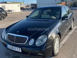 Negro Usado 2004 Mercedes E320 Elegance Berlina | 6000 € (Precio justo)