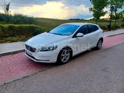 Blanco Usado 2014 Volvo V40 Kinetic Familiar | 7790 € (Buen precio)