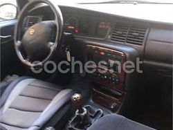 Azul Usado 2000 Opel Vectra Berlina | 2500 €