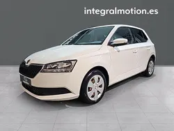 Blanco Usado 2020 Skoda Fabia Berlina | 12.900 € (Precio justo)