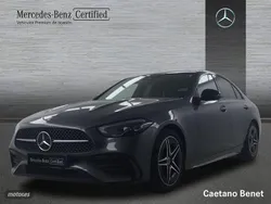 Gris / plateado Usado 2022 Mercedes C200 AMG line Berlina | 39.900 € (Precio justo)