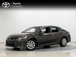 Gris Usado 2019 Toyota Camry Business Edition Berlina | 25.900 € (Precio justo)