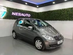 Gris / plata Usado 2010 Mercedes A180 Monovolumen | 8999 € (Precio justo)