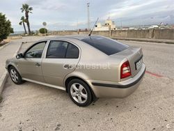 Azul Usado 2004 Skoda Octavia Ambiente Berlina | 2600 € (Precio justo)