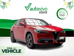 Rojo Usado 2022 Alfa Romeo Stelvio Ti SUV | 33.600 € (Un poco caro)