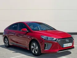 Rojo Usado 2019 Hyundai Ioniq Berlina | 16.800 € (Precio justo)
