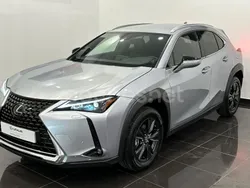 Gris / plata Usado 2023 Lexus UX SUV | 34.200 € (Un poco caro)