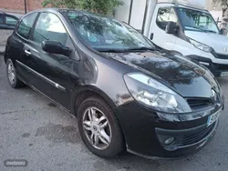 Negro Usado 2006 Renault Clio II Dynamique Berlina | 2500 € (Buen precio)