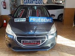 Gris Usado 2013 Peugeot 208 Active Utilitario | 5988 €