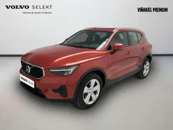 Rojo Usado 2023 Volvo XC40 Core SUV | 25.920 € (Super precio)