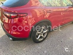 Rojo Usado 2017 Alfa Romeo Stelvio SUV | 24.000 € (Un poco caro)