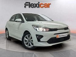Blanco Usado 2021 Kia Rio Berlina | 13.090 € (Precio justo)