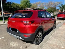 Rojo Usado 2023 Kia Stonic GT-Line SUV | 18.900 € (Precio justo)