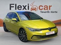 Amarillo Usado 2023 VW Golf VIII Berlina | 19.890 € (Super precio)