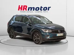 Azul Usado 2022 VW Tiguan Life SUV | 27.290 € (Precio justo)