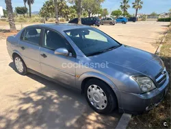 Gris / plata Usado 2003 Opel Vectra Comfort Berlina | 2500 € (Un poco caro)