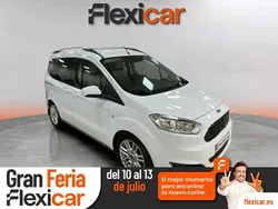 Blanco Usado 2017 Ford Tourneo Courier Titanium Monovolumen | 12.990 € (Un poco caro)