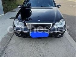 Negro Usado 2003 Mercedes C270 Avantgarde Berlina | 3500 €