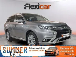 Gris / plata Usado 2018 Mitsubishi Outlander P-HEV SUV | 25.990 € (Caro)
