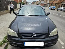 Negro Usado 2000 Opel Astra Comfort Berlina | 2100 € (Buen precio)