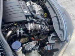 Gris / plata Usado 2007 Peugeot 207 Berlina | 3400 € (Precio justo)