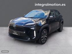 Negro Usado 2024 Toyota Yaris Hybrid Active SUV | 23.900 € (Un poco caro)