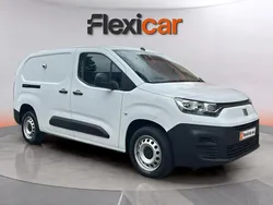 Blanco Usado 2023 Fiat Doblò Monovolumen | 16.790 € (Precio justo)