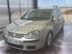 Beige Usado 2004 VW Golf IV Berlina | 4850 € (Un poco caro)