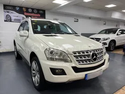 Blanco Usado 2009 Mercedes ML320 SUV | 15.990 € (Un poco caro)