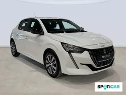Blanco Usado 2023 Peugeot 208 Active Utilitario | 15.900 € (Precio justo)