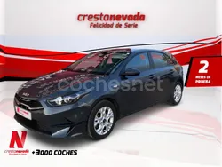 Gris / plata Usado 2022 Kia Ceed Berlina | 15.990 € (Precio justo)
