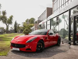 Rojo Usado 2011 Ferrari FF Berlina | 114.900 €