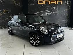 Negro Usado 2021 Mini Cooper Utilitario | 18.999 € (Precio justo)