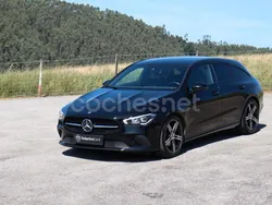 Negro Usado 2021 Mercedes CLA200 Shooting Brake Familiar | 21.990 € (Super precio)
