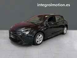Negro Usado 2019 Toyota Corolla Active Berlina | 17.900 € (Precio justo)