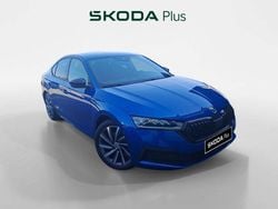 Azul Usado 2023 Skoda Octavia Sport Berlina | 25.990 € (Un poco caro)