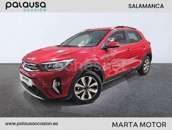Granate Usado 2024 Kia Stonic SUV | 19.000 € (Un poco caro)