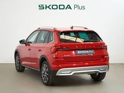Rojo Usado 2022 Skoda Kamiq SUV | 20.900 € (Un poco caro)