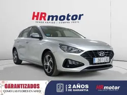 Gris Usado 2022 Hyundai i30 Berlina | 14.910 € (Buen precio)