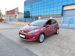 Granate Usado 2009 Ford Fiesta Titanium Berlina | 4999 €